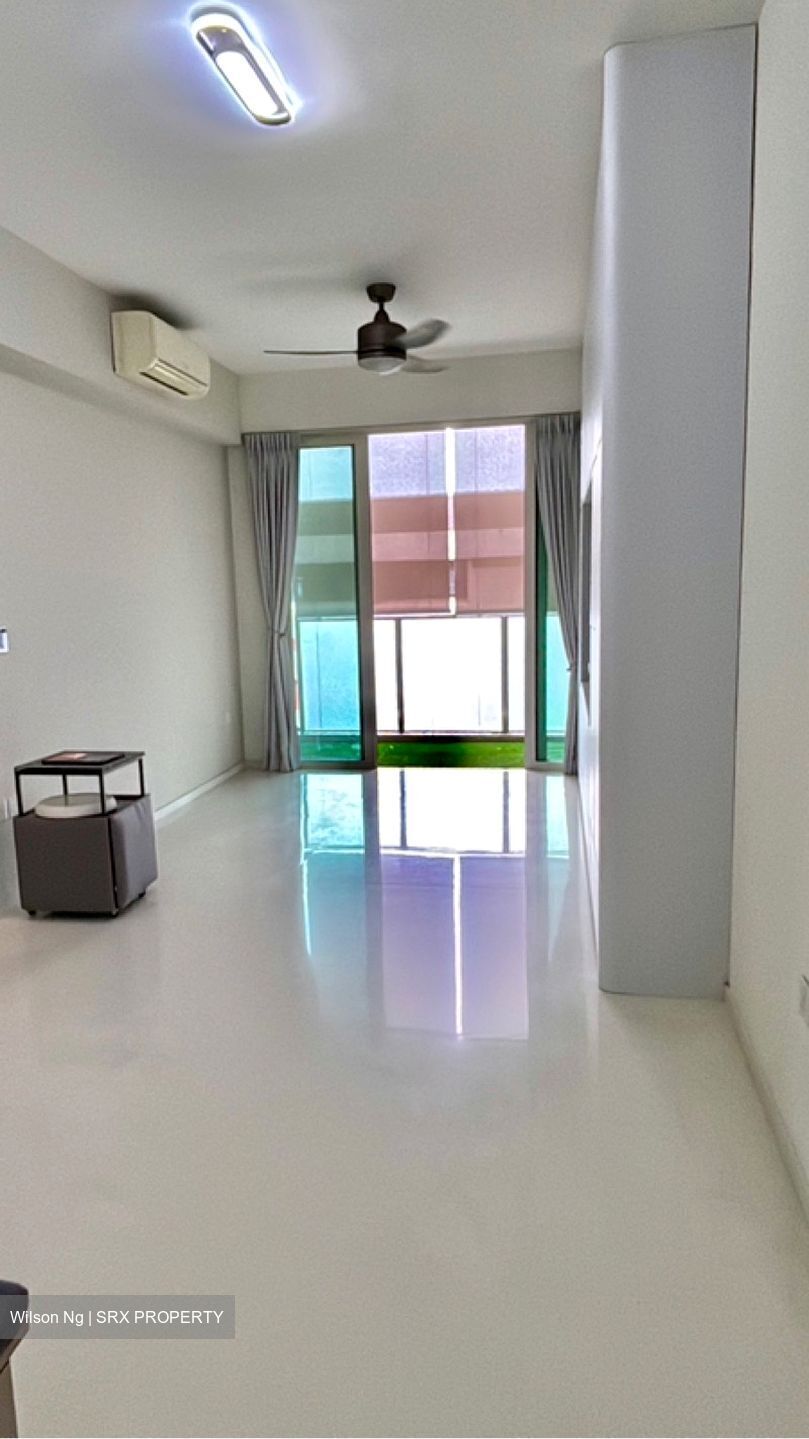 Vacanza @ East (D14), Condominium #580646841